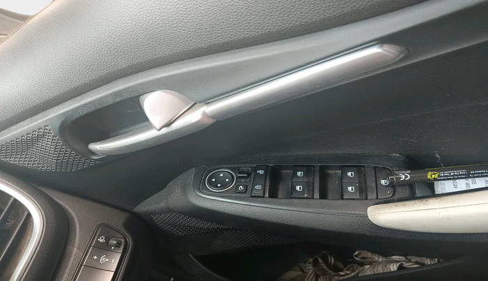 2022 KIA SELTOS HTK PLUS 1.5 DIESEL IMT, Diesel, Manual, 1,00,252 km, interior