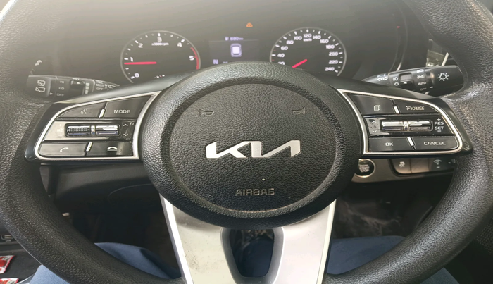 2022 KIA SELTOS HTK PLUS 1.5 DIESEL IMT, Diesel, Manual, 1,00,252 km, interior