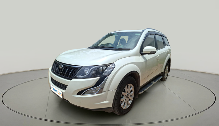 2017 Mahindra XUV500 W10 AT, Diesel, Automatic, 98,345 km, exterior