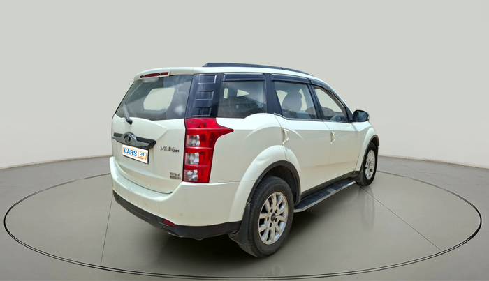 2017 Mahindra XUV500 W10 AT, Diesel, Automatic, 98,345 km, exterior