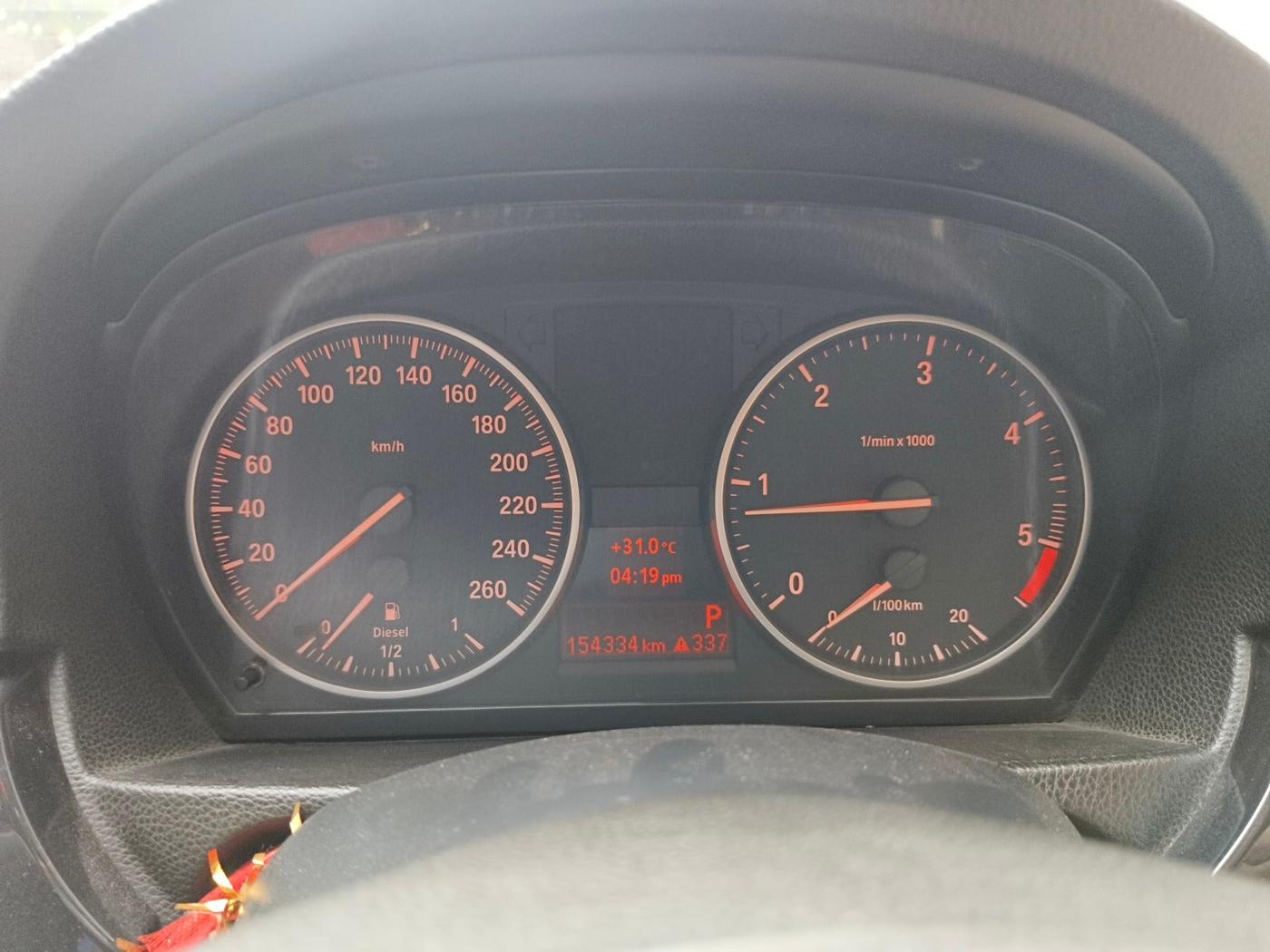 2010 BMW 3 Series 320d Highline Sedan, Diesel, Automatic, 1,54,335 km, interior