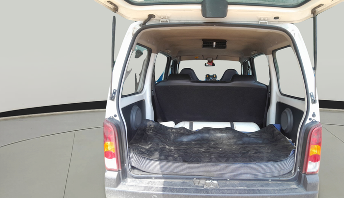 2022 Maruti Eeco 5 STR AC CNG (O), Petrol, Manual, 83,159 km, exterior