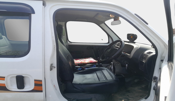 2022 Maruti Eeco 5 STR AC CNG (O), Petrol, Manual, 83,159 km, interior