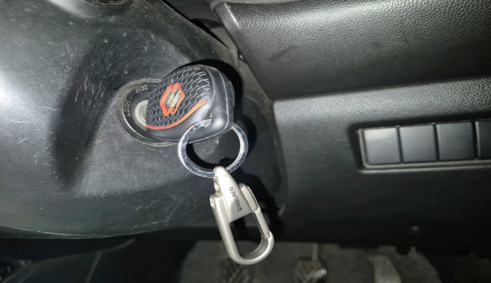 2020 Maruti Swift VXI, Petrol, Manual, 83,736 km, interior