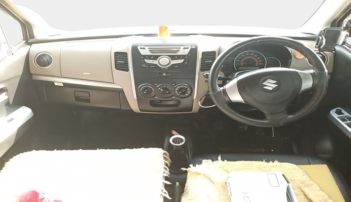 2015 Maruti Wagon R 1.0 VXI, Petrol, Manual, 51,127 km, interior