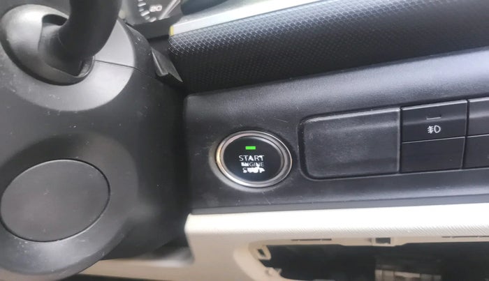 2021 Tata ALTROZ XZ PETROL, Petrol, Manual, 85,774 km, interior