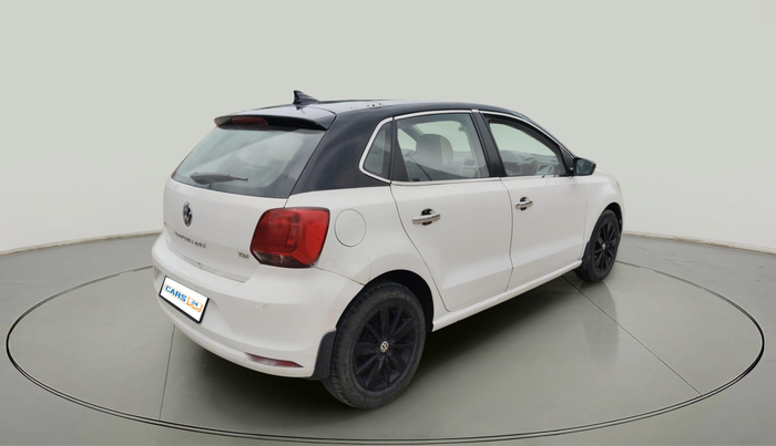 2015 Volkswagen Polo HIGHLINE1.5L, Diesel, Manual, 1,28,769 km, exterior