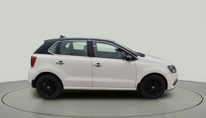 2015 Volkswagen Polo HIGHLINE1.5L, Diesel, Manual, 1,28,769 km, exterior