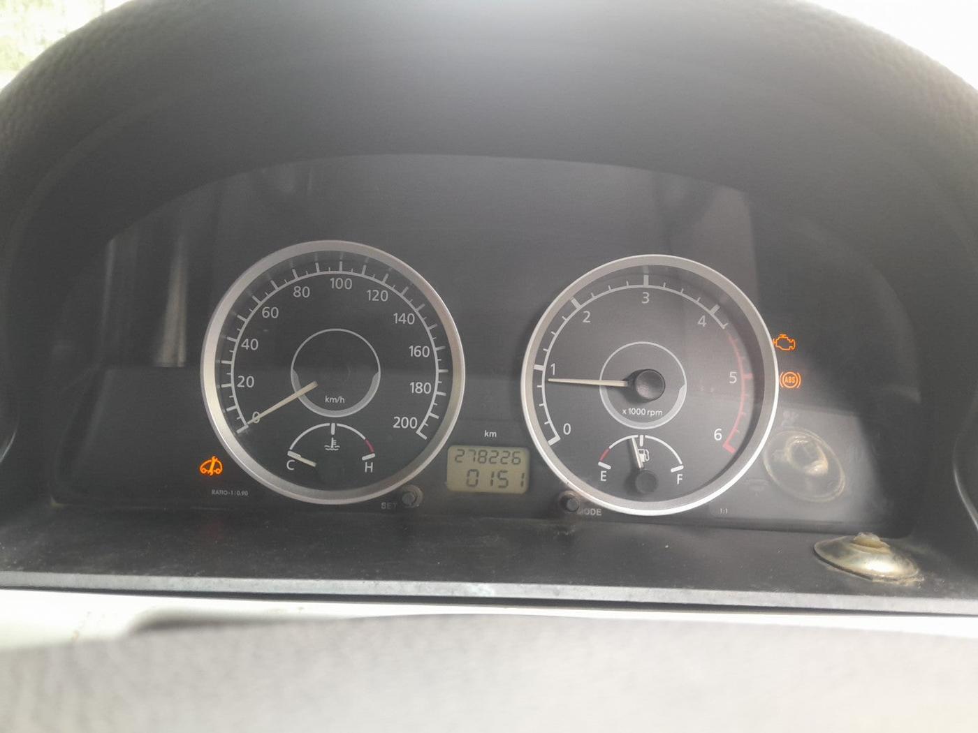 2015 Tata Safari Storme 2.2 EX 4X2, Diesel, Manual, 2,78,323 km, interior