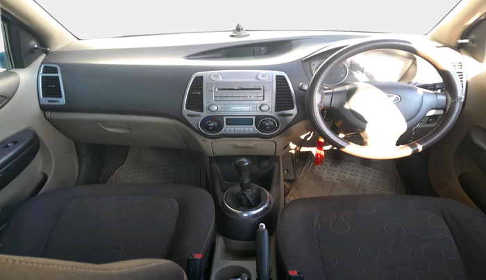 2010 Hyundai i20 MAGNA 1.2, Petrol, Manual, 1,52,690 km, interior