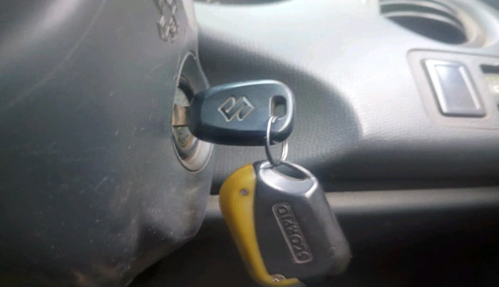 2011 Maruti Swift LXI, Petrol, Manual, 1,01,833 km, interior