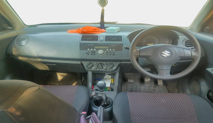 2011 Maruti Swift LXI, Petrol, Manual, 1,01,833 km, interior