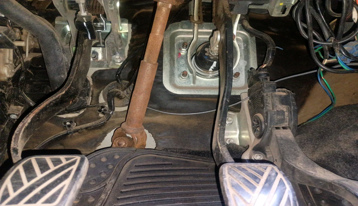 2011 Maruti Swift LXI, Petrol, Manual, 1,01,833 km, interior