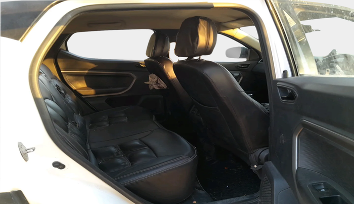 2021 Renault Kiger RXZ MT, Petrol, Manual, 77,716 km, interior