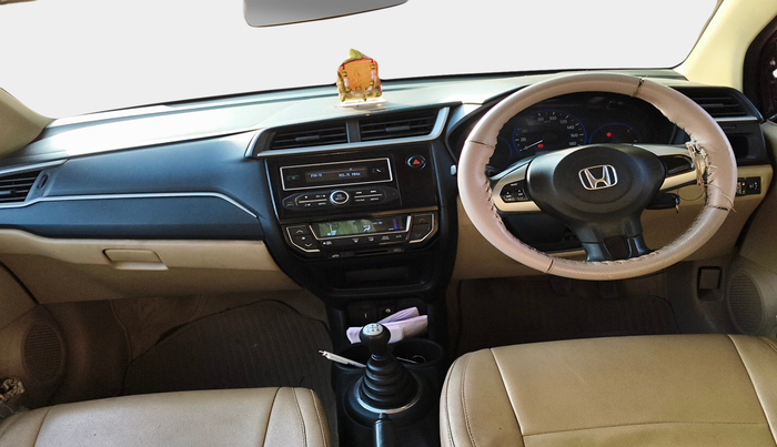 2016 Honda Amaze 1.2L I-VTEC S, Petrol, Manual, 1,36,974 km, interior