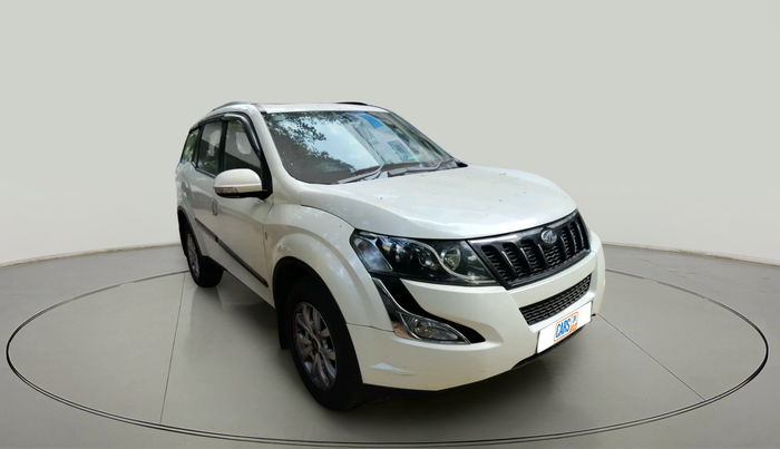 2018 Mahindra XUV500 W9, Diesel, Manual, 59,799 km, exterior