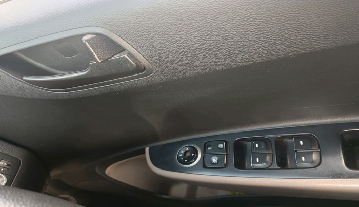 2016 Hyundai Grand i10 MAGNA AT 1.2 KAPPA VTVT, Petrol, Automatic, 92,863 km, interior