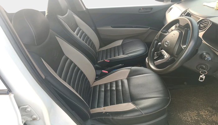 2016 Hyundai Grand i10 MAGNA AT 1.2 KAPPA VTVT, Petrol, Automatic, 92,863 km, interior