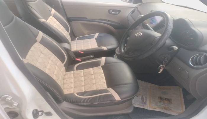 2013 Hyundai i10 SPORTZ 1.2 AT, Petrol, Automatic, 66,997 km, interior