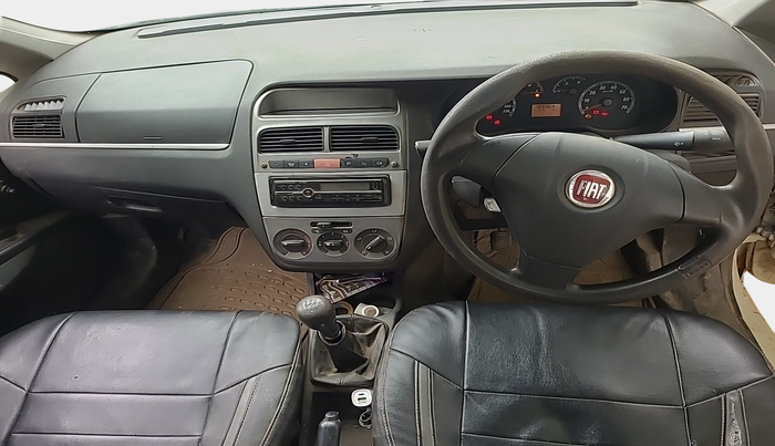 2013 Fiat Grand Punto ACTIVE 1.3, Diesel, Manual, 1,90,200 km, interior