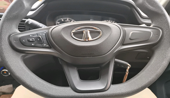 2023 Tata PUNCH ADVENTURE AMT, Petrol, Automatic, 23,825 km, interior