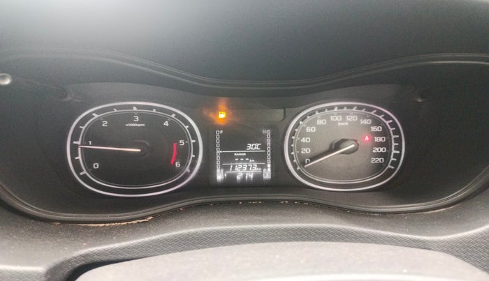 2018 Maruti Vitara Brezza ZDI PLUS, Diesel, Manual, 1,12,373 km, interior