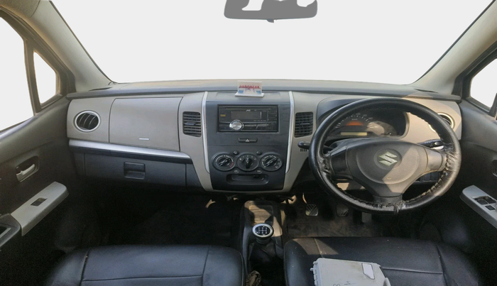 2014 Maruti Wagon R 1.0 LXI, CNG, Manual, 1,37,627 km, interior
