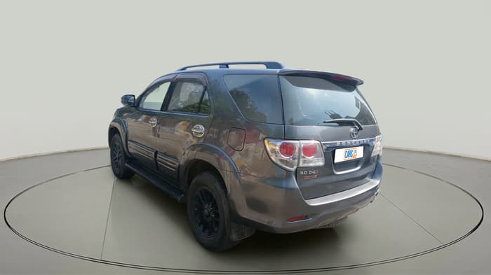 2014 Toyota Fortuner 3.0 4X2 AT, Diesel, Automatic, 1,70,388 km, exterior