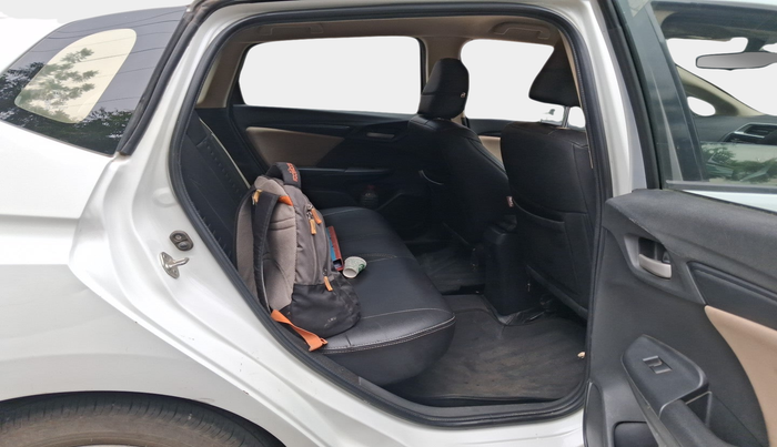 2018 Honda Jazz 1.5L I-DTEC V, Diesel, Manual, 1,50,904 km, interior
