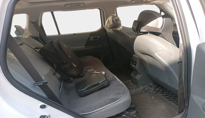 2025 KIA SYROS HTK Plus 1.5 Diesel 6MT, Diesel, Manual, 8,393 km, interior