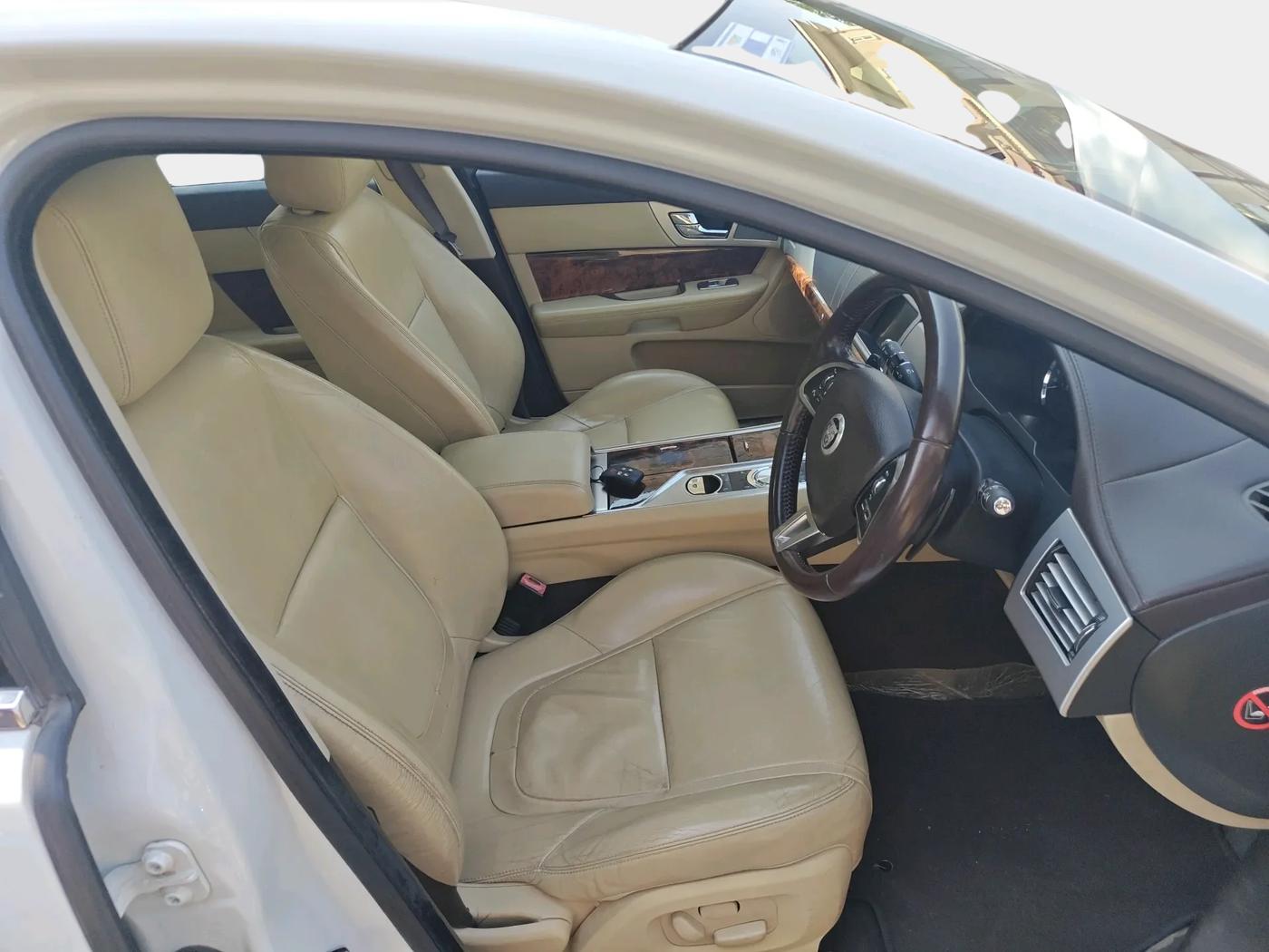 2012 Jaguar XF 3.0 DIESEL, Diesel, Automatic, 69,497 km, interior