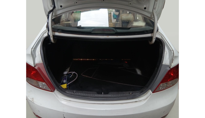 2013 Hyundai Verna FLUIDIC 1.6 CRDI SX, Diesel, Manual, 1,10,232 km, exterior