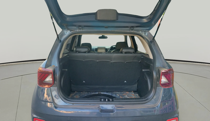 2022 Hyundai VENUE SX 1.5 CRDI, Diesel, Manual, 79,667 km, exterior