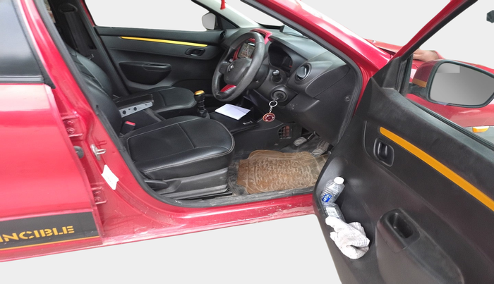 2018 Renault Kwid RXT EDITION, Petrol, Manual, 70,108 km, interior