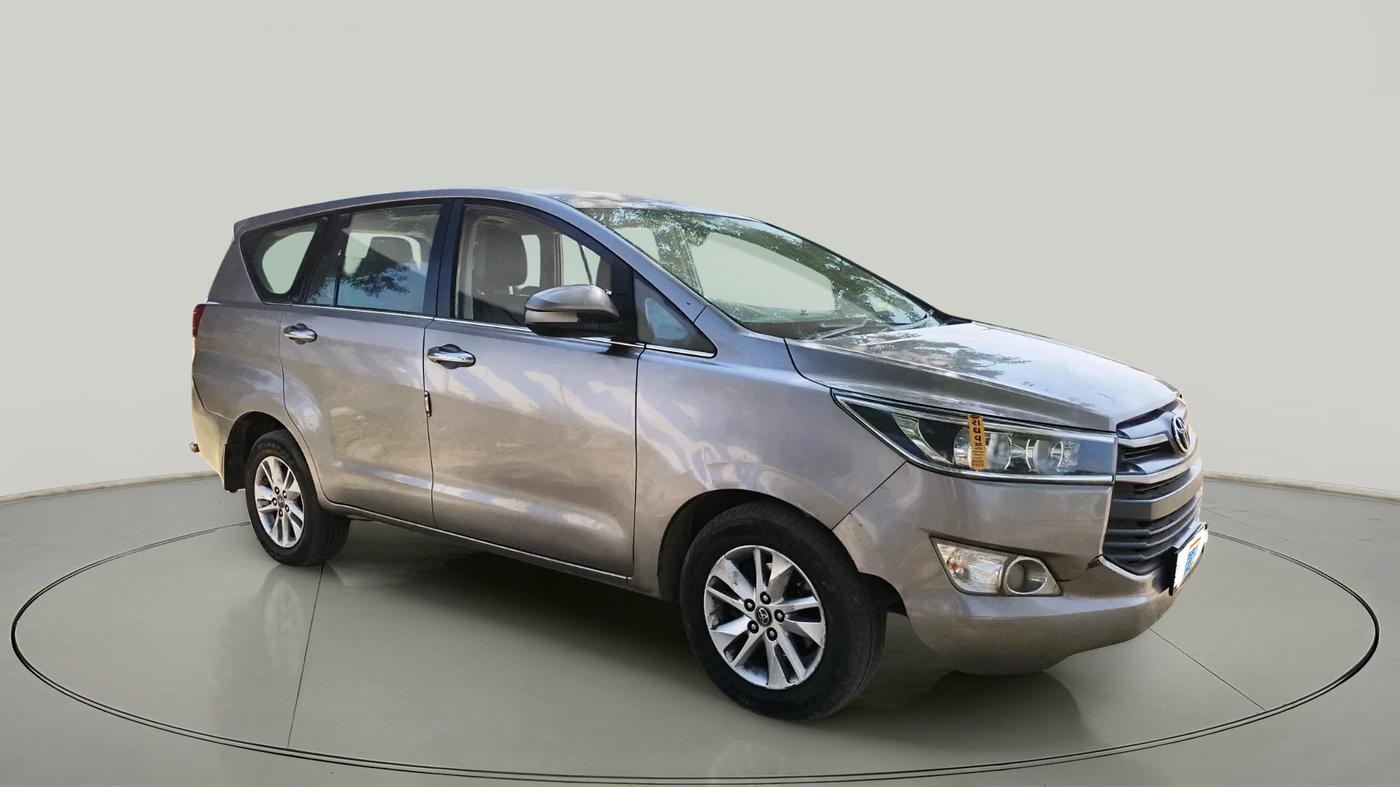 2016 Toyota Innova Crysta 2.4 G 8 STR, Diesel, Manual, 2,26,536 km, exterior