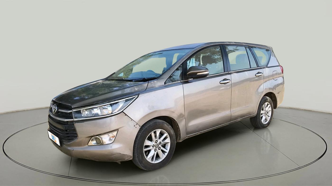 2016 Toyota Innova Crysta 2.4 G 8 STR, Diesel, Manual, 2,26,536 km, exterior