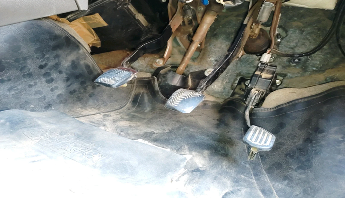 2014 Toyota Etios Liva GD, Diesel, Manual, 3,69,756 km, interior