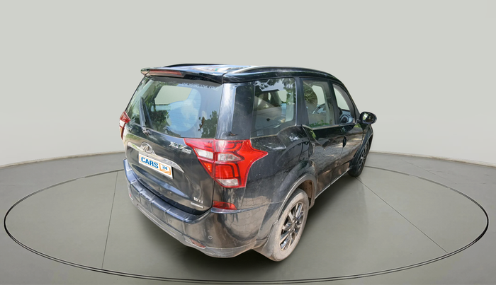 2018 Mahindra XUV500 W11 AT, Diesel, Automatic, 1,38,832 km, exterior