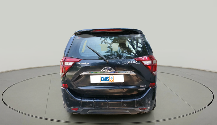 2018 Mahindra XUV500 W11 AT, Diesel, Automatic, 1,38,832 km, exterior