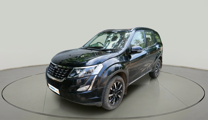 2018 Mahindra XUV500 W11 AT, Diesel, Automatic, 1,38,832 km, exterior