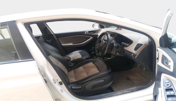 2018 Hyundai Elite i20 SPORTZ 1.2, CNG, Manual, 1,34,519 km, interior