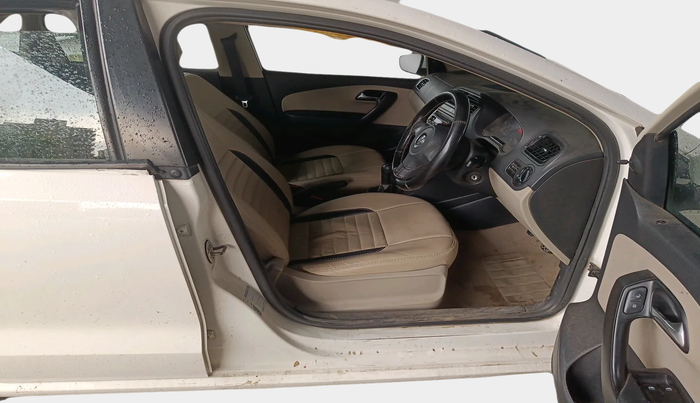 2011 Volkswagen Polo TRENDLINE 1.2L DIESEL, Diesel, Manual, 71,824 km, interior