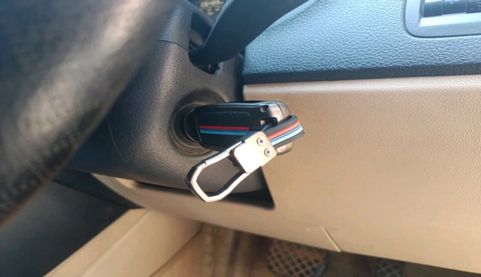 2017 Volkswagen Ameo HIGHLINE PLUS 1.5L AT 16 ALLOY, Diesel, Automatic, 1,06,499 km, interior