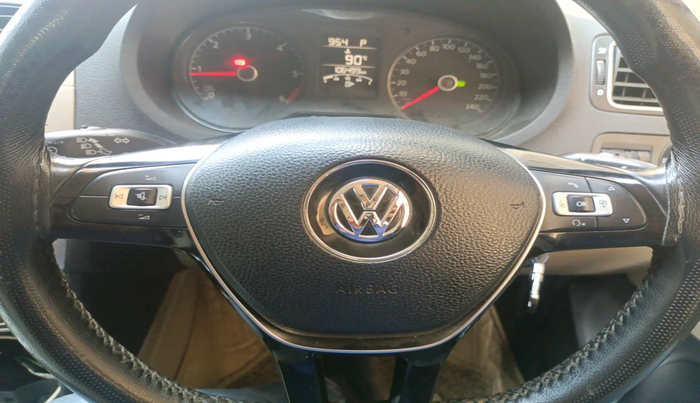 2017 Volkswagen Ameo HIGHLINE PLUS 1.5L AT 16 ALLOY, Diesel, Automatic, 1,06,499 km, interior