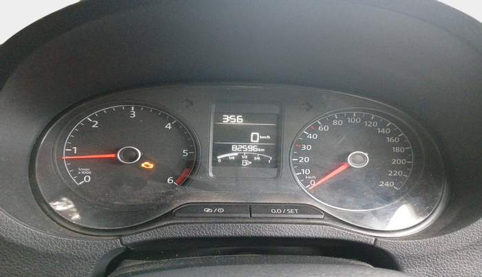 2014 Volkswagen Polo HIGHLINE1.5L, Diesel, Manual, 82,596 km, interior