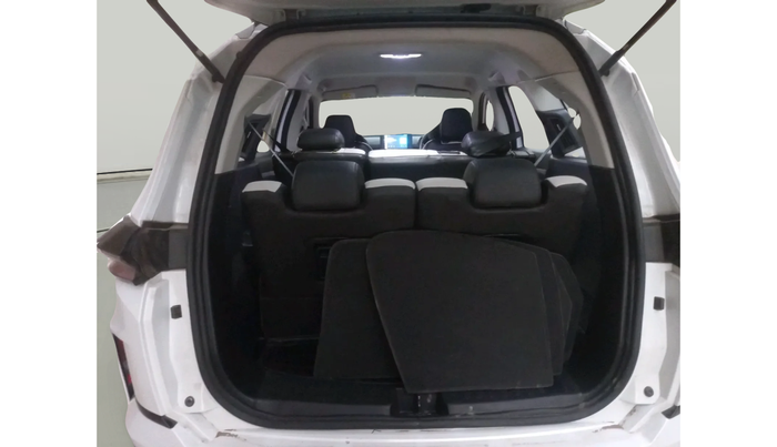 2024 Tata Safari SMART (O), Diesel, Manual, 28,932 km, exterior