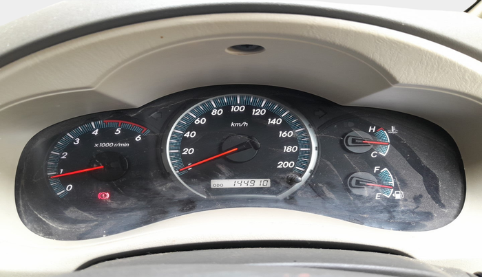 2013 Toyota Innova 2.5 VX 8 STR, Diesel, Manual, 1,44,910 km, interior