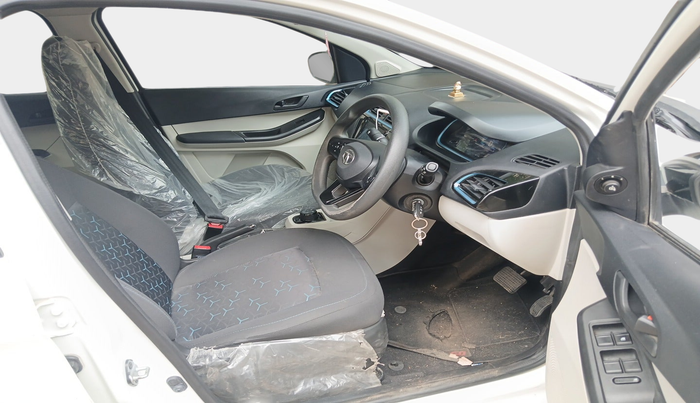 2023 Tata TIAGO EV XT MEDIUM RANGE, Electric, Automatic, 28,929 km, interior