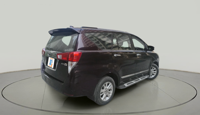 2017 Toyota Innova Crysta 2.4 VX 7 STR, Diesel, Manual, 1,37,820 km, exterior