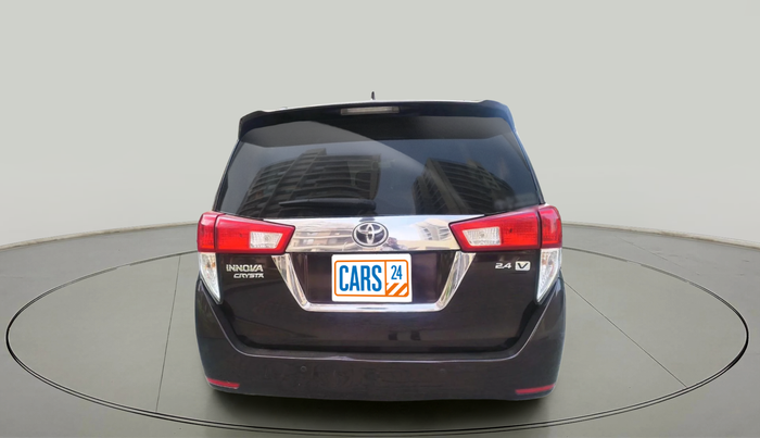 2017 Toyota Innova Crysta 2.4 VX 7 STR, Diesel, Manual, 1,37,820 km, exterior